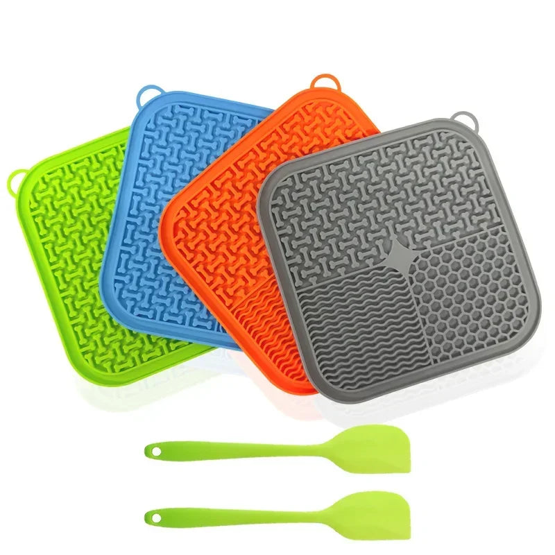 Pet Lick Mat Set with Spatula – Easy to Clean